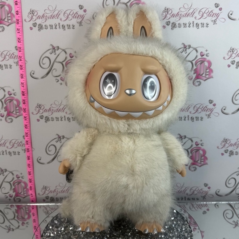Popmart zimomo Labubu giant Fluffy Faux Fur Plush Collectible Metallic Wings NEW